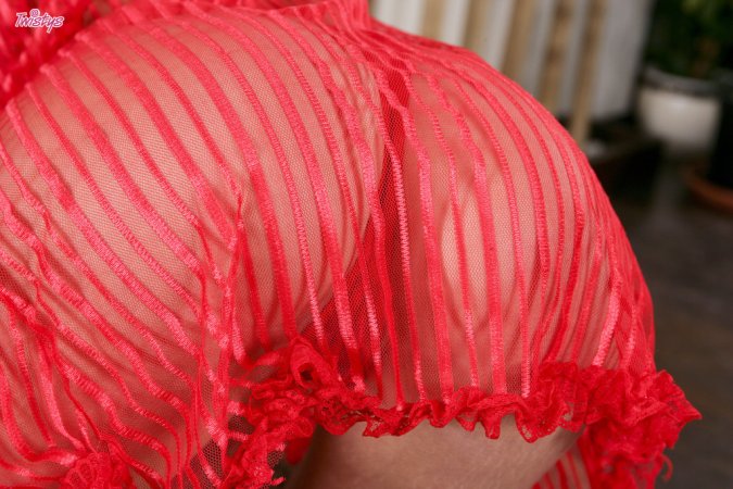 Gitta Blond – Solo from lady in red photo 4
