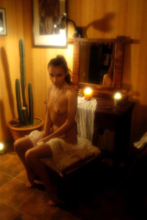 Albione A – Smoldering, sexy, moody nudity photo 6