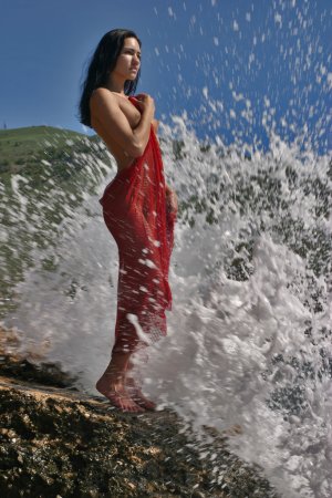 Sasha C – Hottie poses in the waves photo 10